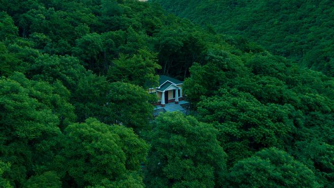 澳涞山庄拿下第1古韵时尚共生实至名归新葡京娱乐城中国10大最美山庄揭晓(图3)