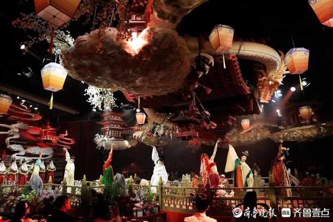 锁甜蜜经济青岛邮轮母港打造网红打卡地新葡京网上赌场婚姻登记+邮轮文旅解(图2)