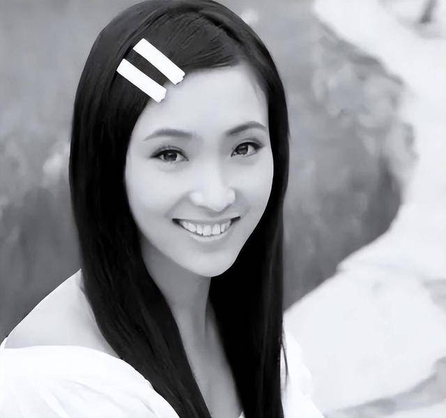 岁被丈夫刺死她告诫我们做人不能太贪心澳门新葡京27岁结婚28岁出轨29(图4)