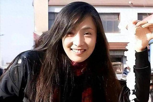 岁被丈夫刺死她告诫我们做人不能太贪心澳门新葡京27岁结婚28岁出轨29(图6)